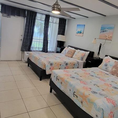 Bay View, Studio206, Beach Steps Away! Pool+Wifi 러스킨 외부 사진