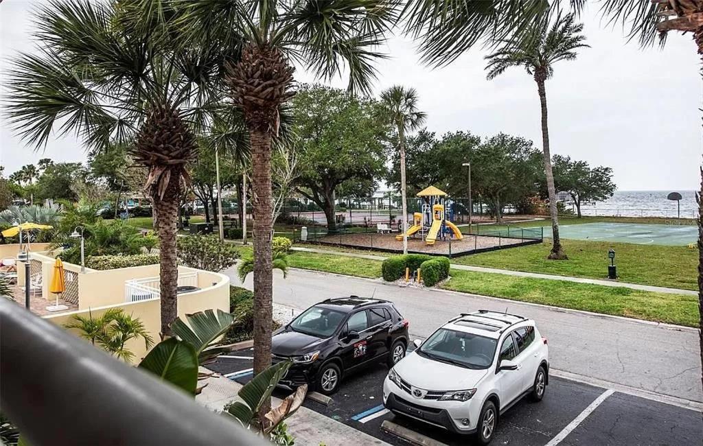 Bay View, Studio206, Beach Steps Away! Pool+Wifi 러스킨 외부 사진