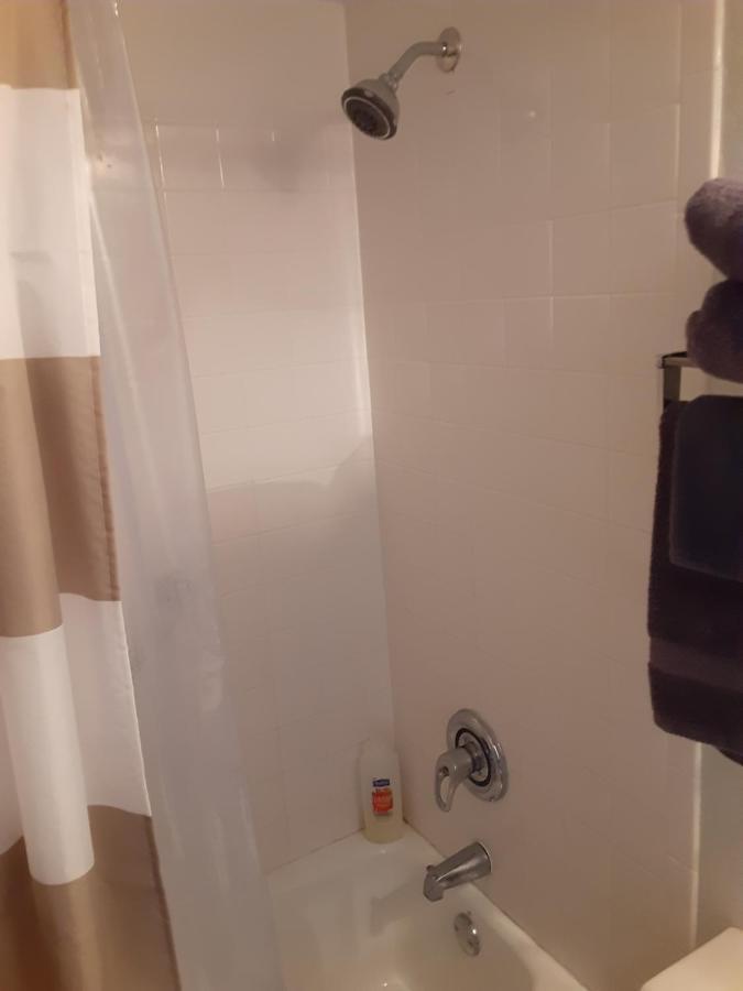 Bay View, Studio206, Beach Steps Away! Pool+Wifi 러스킨 외부 사진